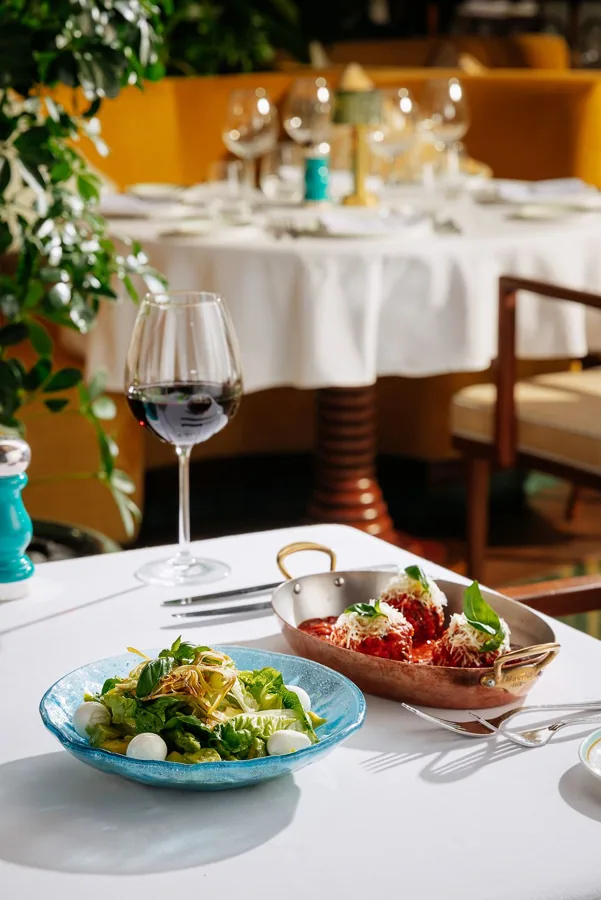 Interior of Signor Sassi, editorial light. Food photography in Dubai by Artur Begel