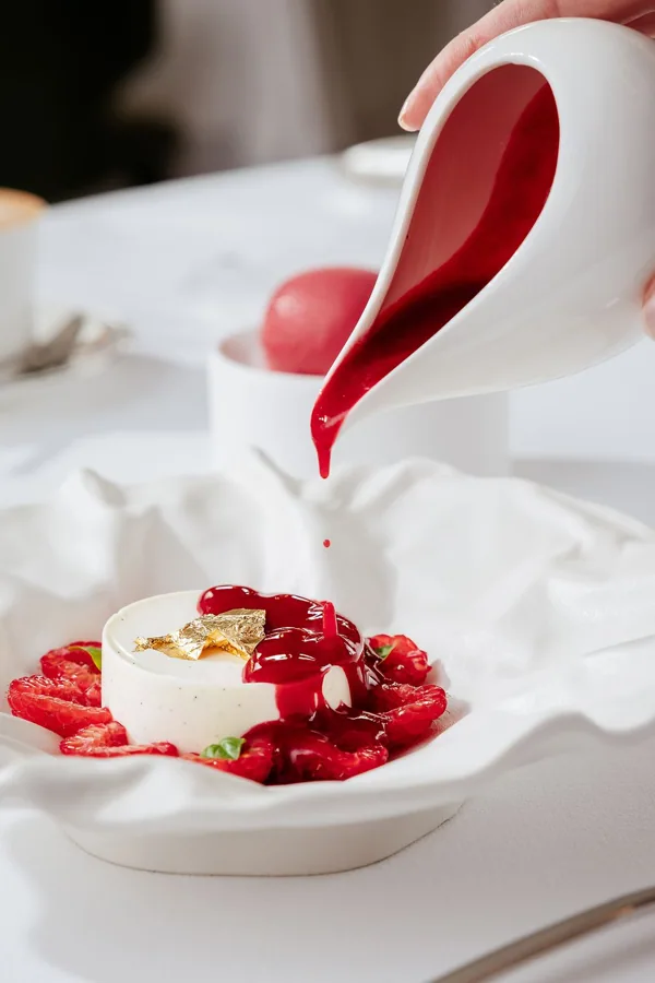 Dish at La Famiglia restaurant, editorial light. Food photography in Dubai by Artur Begel