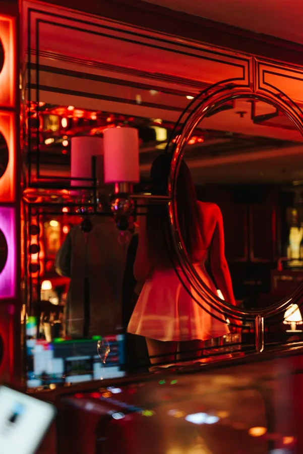 Interior of NYX, low key light. Food photography in Dubai by Artur Begel