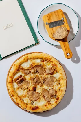 Dish, high key light. Food photography in Dubai by Artur Begel