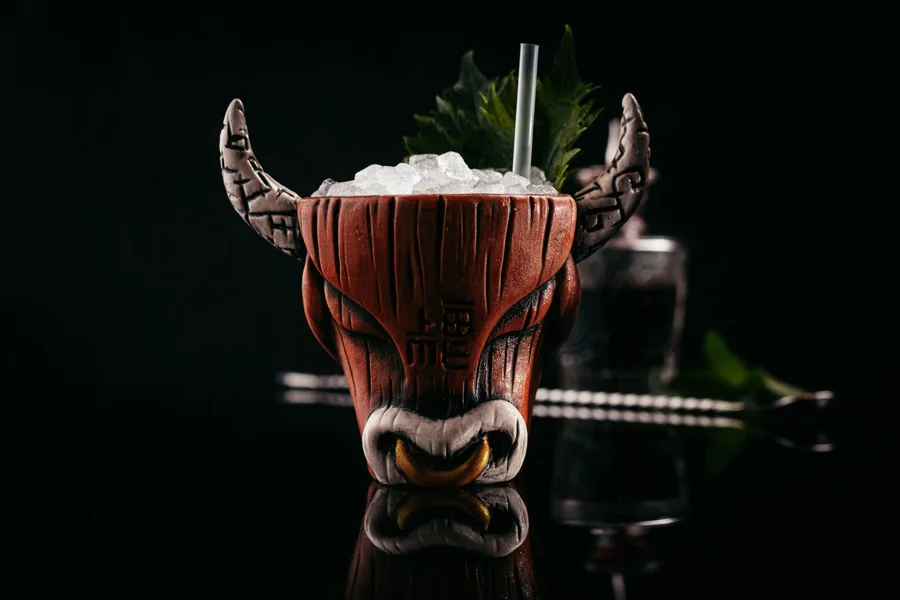 Drink, low key light. Food photography in Dubai by Artur Begel