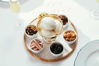 Dish, high key light. Food photography in Dubai by Artur Begel