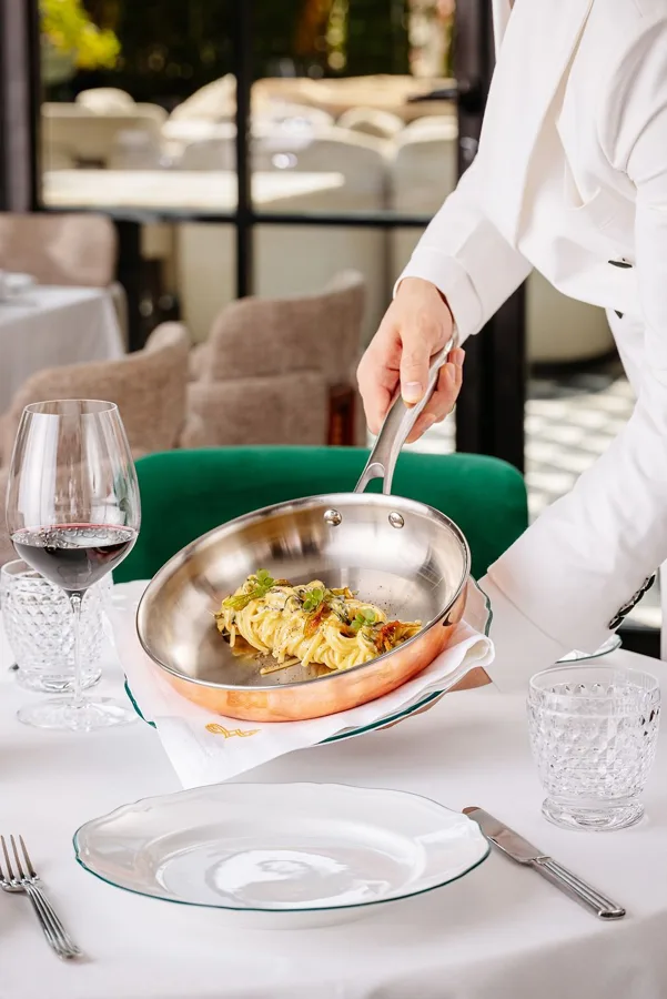 Dish, high key light. Food photography in Dubai by Artur Begel