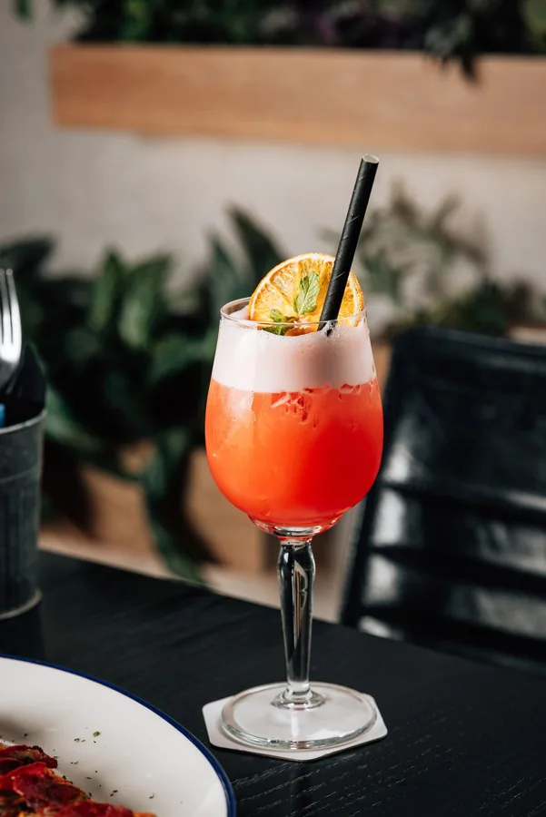 Drink, high key light. Food photography in Dubai by Artur Begel