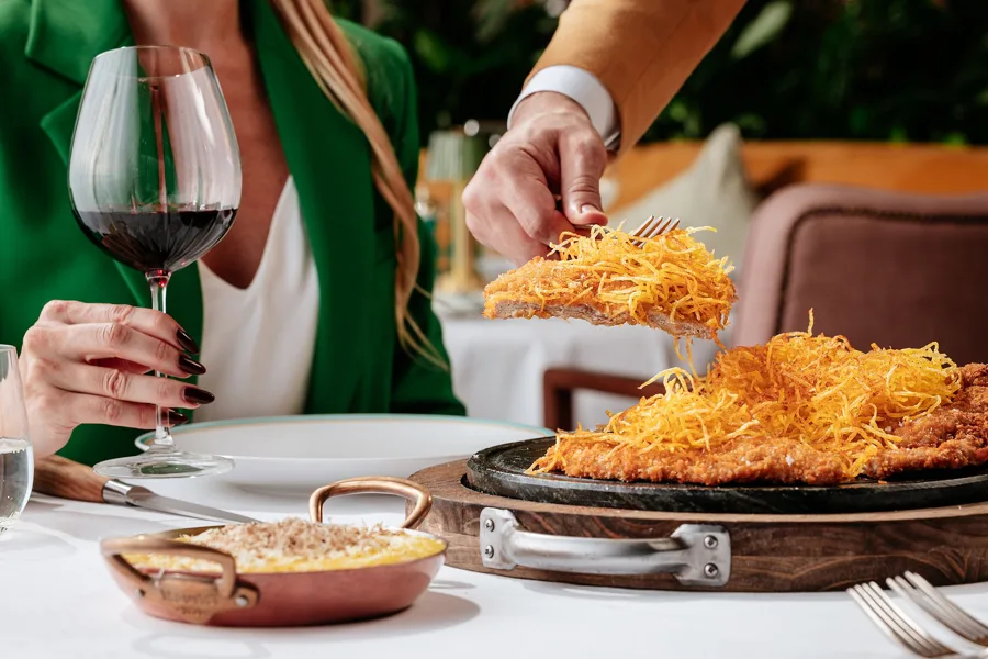 Dish, high key light. Food photography in Dubai by Artur Begel