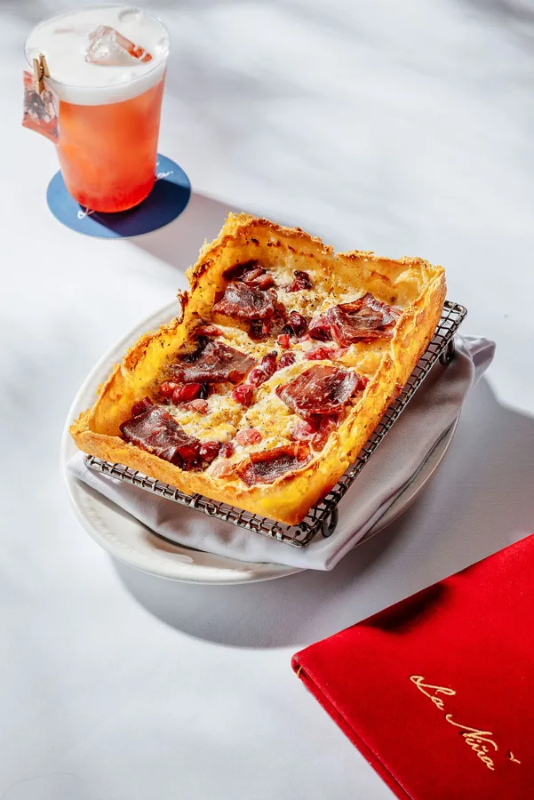 Drink, high key light. Food photography in Dubai by Artur Begel