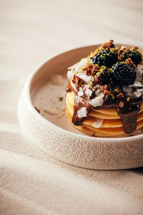 Dish, high key light. Food photography in Dubai by Artur Begel