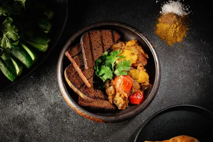 Dish, low key light. Food photography in Dubai by Artur Begel