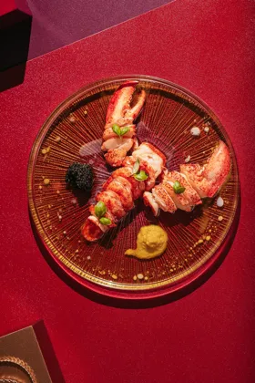 Dish, low key light. Food photography in Dubai by Artur Begel