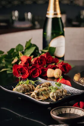 Dish, low key light. Food photography in Dubai by Artur Begel