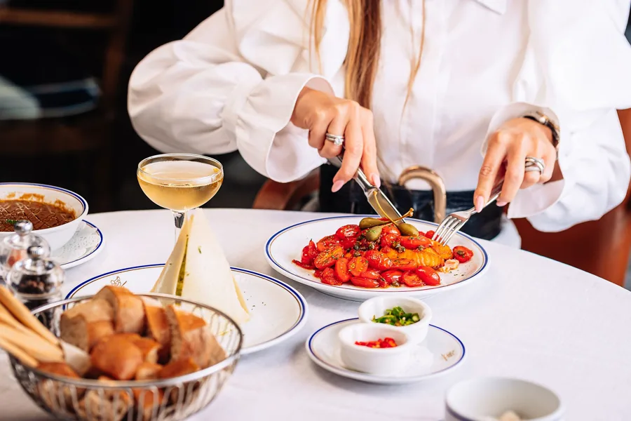 Dish, high key light. Food photography in Dubai by Artur Begel