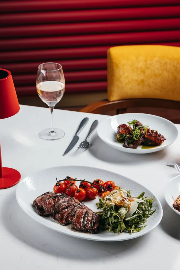 Dish, high key light. Food photography in Dubai by Artur Begel