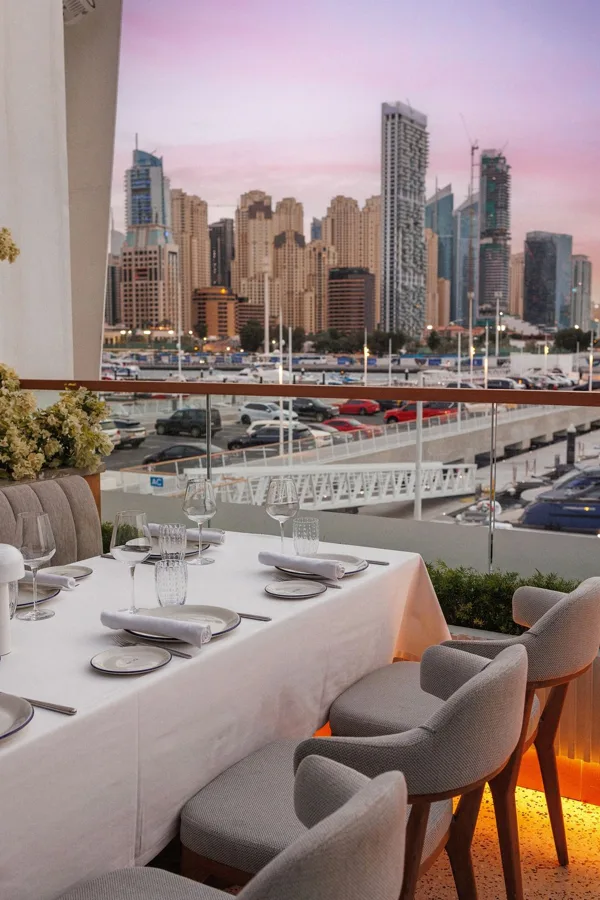 Interior, high key light. Food photography in Dubai by Artur Begel