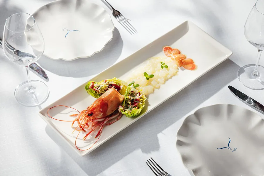 Dish, high key light. Food photography in Dubai by Artur Begel