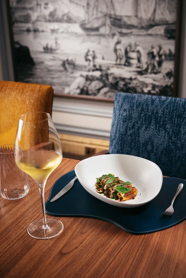 Dish, high key light. Food photography in Dubai by Artur Begel