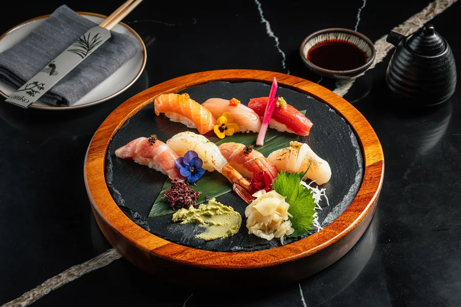Dish, low key light. Food photography in Dubai by Artur Begel