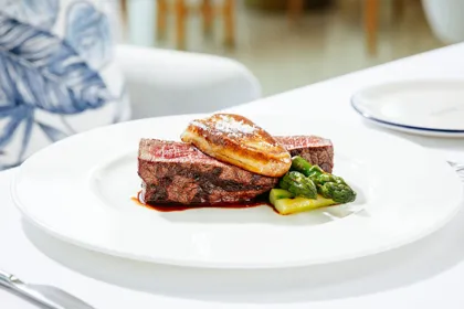 Dish, high key light. Food photography in Dubai by Artur Begel