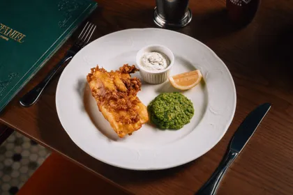 Dish, high key light. Food photography in Dubai by Artur Begel