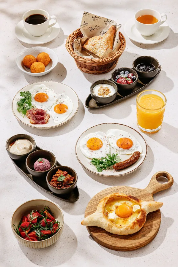 Dish, high key light. Food photography in Dubai by Artur Begel