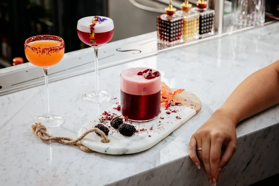 Drink, high key light. Food photography in Dubai by Artur Begel