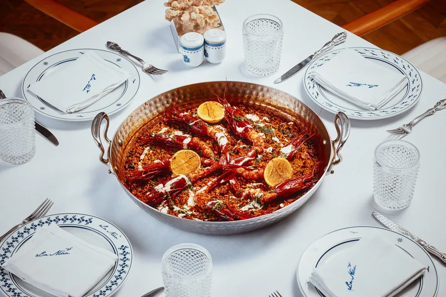 Dish, high key light. Food photography in Dubai by Artur Begel