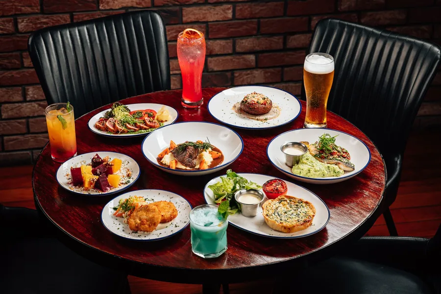 Dish, high key light. Food photography in Dubai by Artur Begel