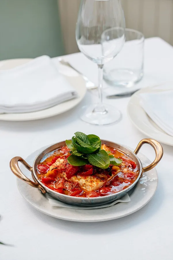 Dish, high key light. Food photography in Dubai by Artur Begel