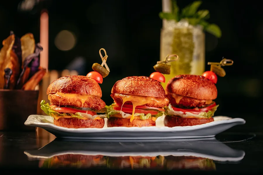 Dish, low key light. Food photography in Dubai by Artur Begel
