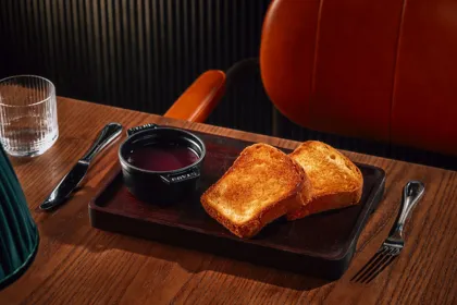 Dish, low key light. Food photography in Dubai by Artur Begel