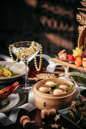 Dish, low key light. Food photography in Dubai by Artur Begel