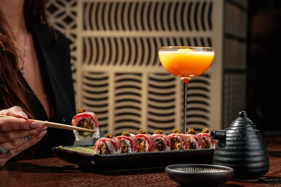 Drink, low key light. Food photography in Dubai by Artur Begel