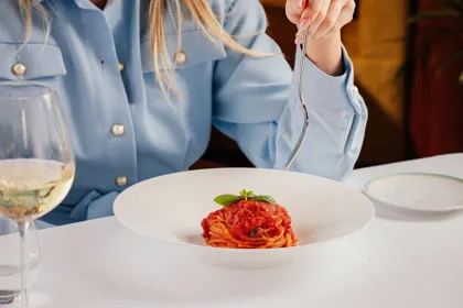 Dish, high key light. Food photography in Dubai by Artur Begel