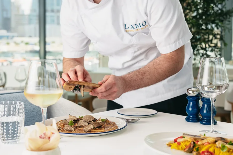 Dish, high key light. Food photography in Dubai by Artur Begel