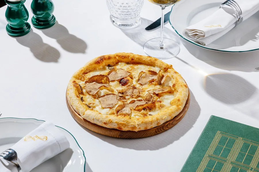 Dish, high key light. Food photography in Dubai by Artur Begel