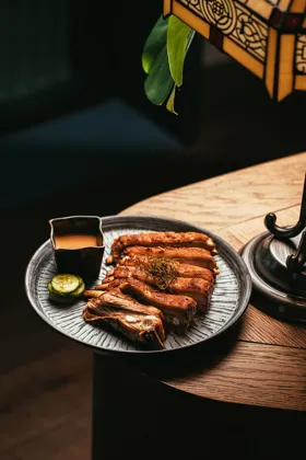 Dish, low key light. Food photography in Dubai by Artur Begel