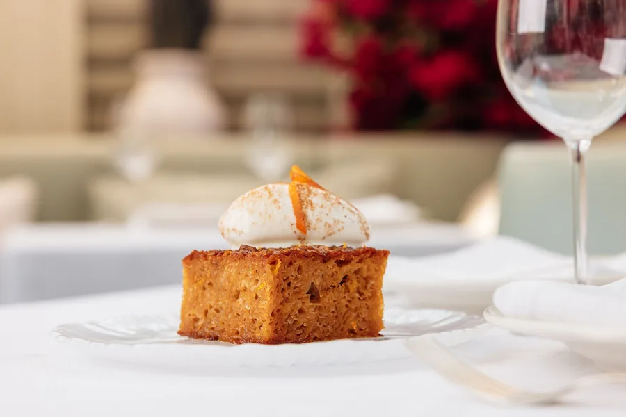 Dish, high key light. Food photography in Dubai by Artur Begel