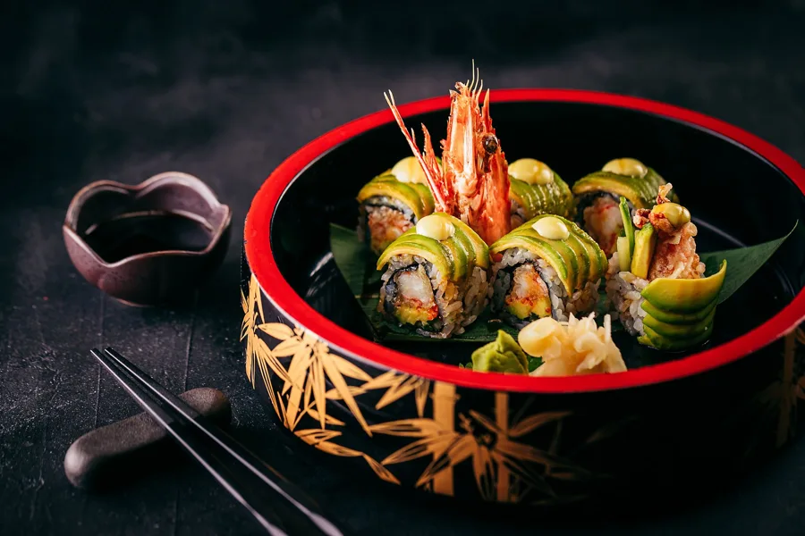 Dish, low key light. Food photography in Dubai by Artur Begel