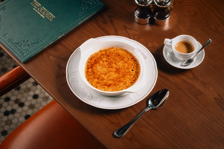 Dish, high key light. Food photography in Dubai by Artur Begel