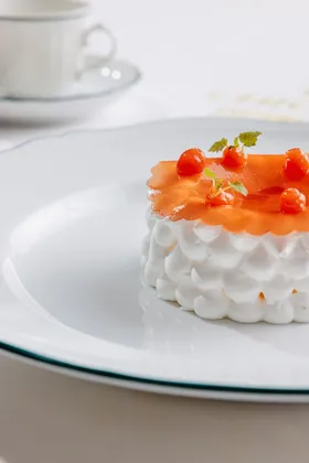 Dish, high key light. Food photography in Dubai by Artur Begel