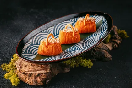 Dish, low key light. Food photography in Dubai by Artur Begel