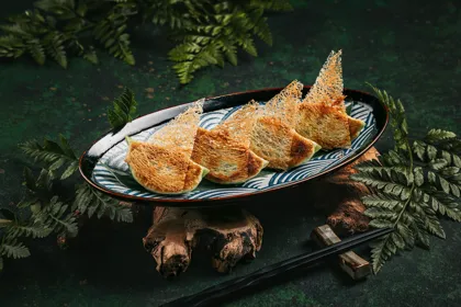 Dish, low key light. Food photography in Dubai by Artur Begel