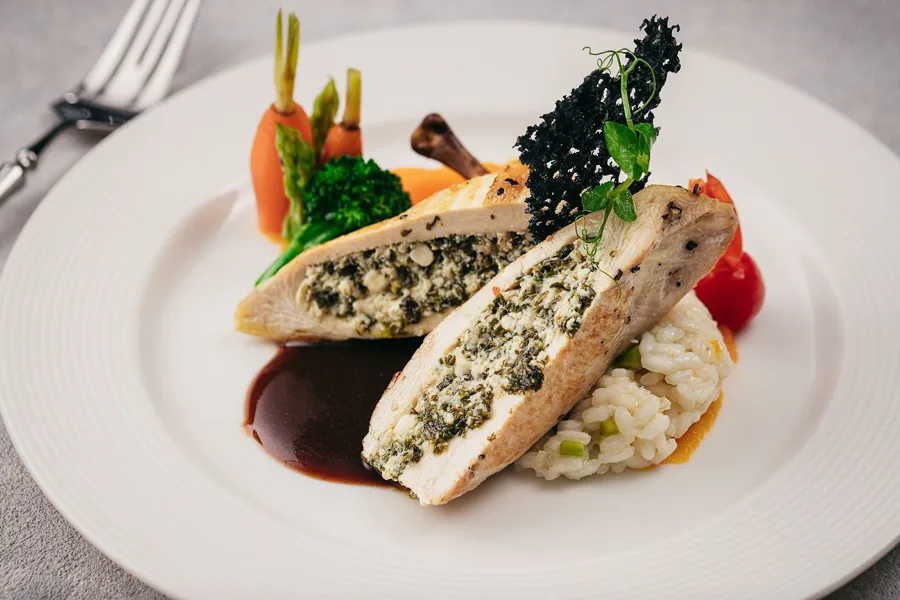 Dish. Food photography in Dubai by Artur Begel