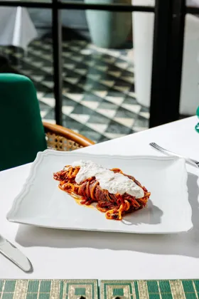Dish, high key light. Food photography in Dubai by Artur Begel