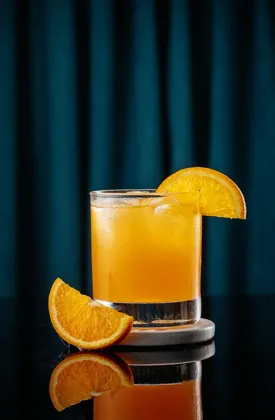Drink, low key light. Food photography in Dubai by Artur Begel