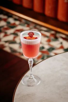 Drink, high key light. Food photography in Dubai by Artur Begel