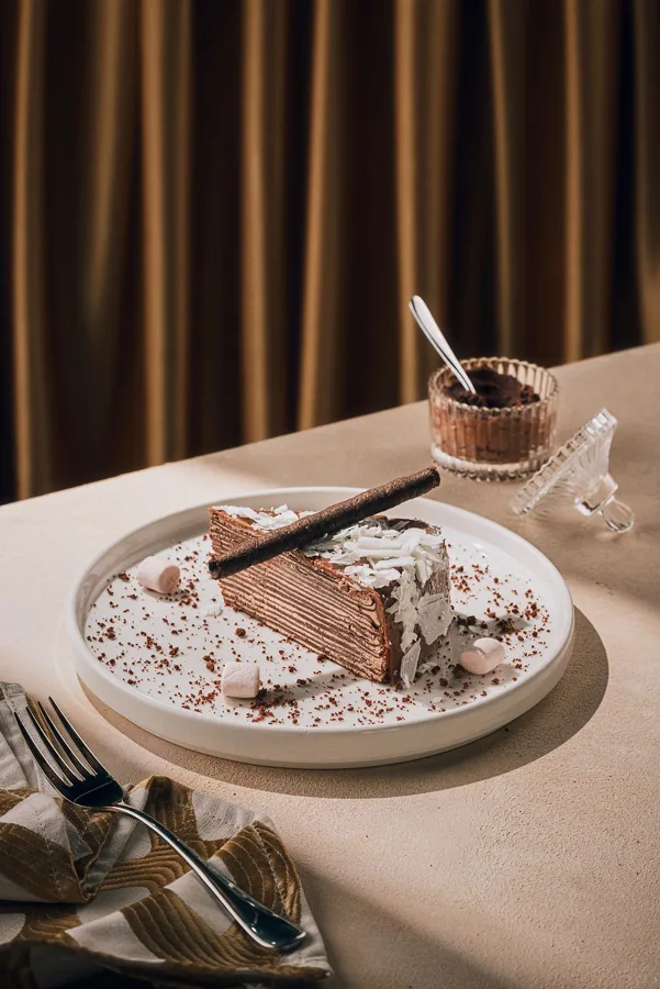 Dish, high key light. Food photography in Dubai by Artur Begel