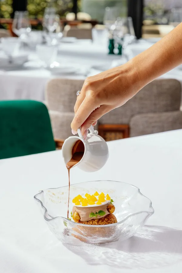 Dish, high key light. Food photography in Dubai by Artur Begel