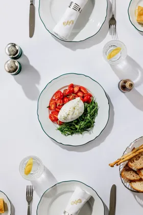 Dish, high key light. Food photography in Dubai by Artur Begel