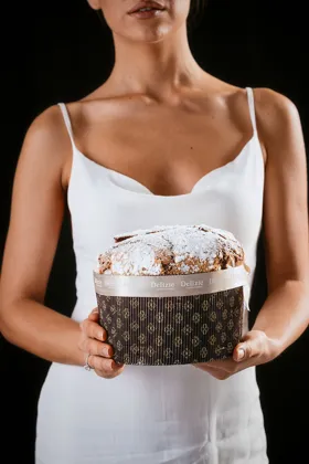 Dish, low key light. Food photography in Dubai by Artur Begel