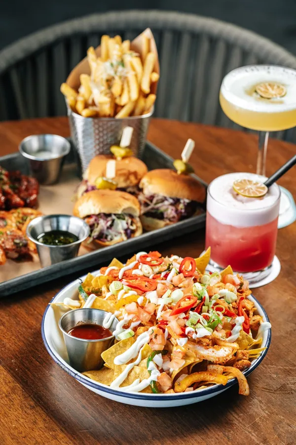 Dish, high key light. Food photography in Dubai by Artur Begel